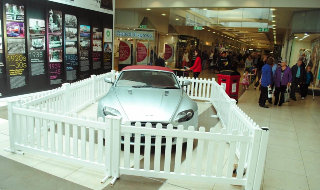 Picket Fencing Shopping Centre